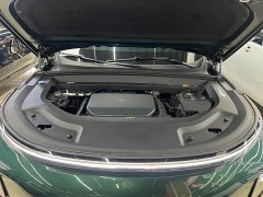 Li Auto L9 2022 Max - ფოტო 10