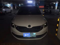 Skoda Octavia 2020 1.5L Automatic Zhixing Luxury Edition - ფოტო 2