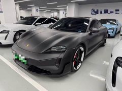 Porsche Taycan - ფოტო 1