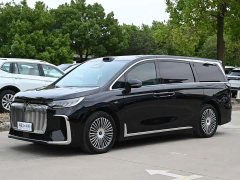 Voyah Lantu Dreamchaser PHEV AWD Excellence Qiankun Edition - ფოტო 1