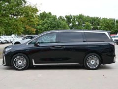 Voyah Lantu Dreamchaser PHEV AWD Excellence Qiankun Edition - ფოტო 2