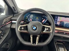 BMW 5 Series 530Li Luxury M Sport Package - ფოტო 16
