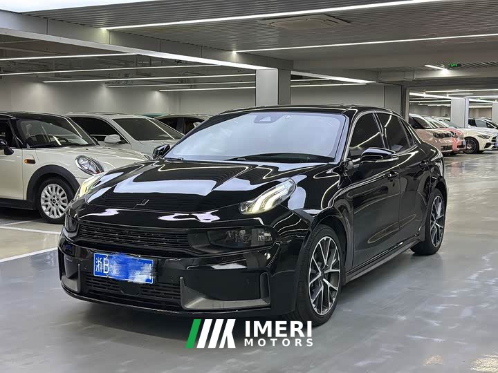 Lynk & Co 03 1.5T DCT Pro