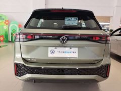 Volkswagen Taos L 380TSI AWD Luxury Easy Package - ფოტო 4