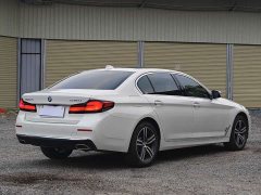 BMW 5 Series 530Li Premier Luxury Package - ფოტო 4