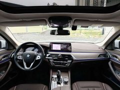 BMW 5 Series 530Li Premier Luxury Package - ფოტო 7