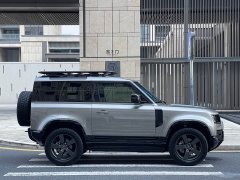 Land Rover Defender Facelift 90 2.0T P300 SE - ფოტო 6
