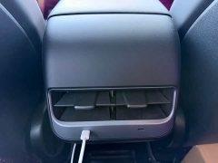 Tesla Model Y Rear-Wheel Drive - ფოტო 10