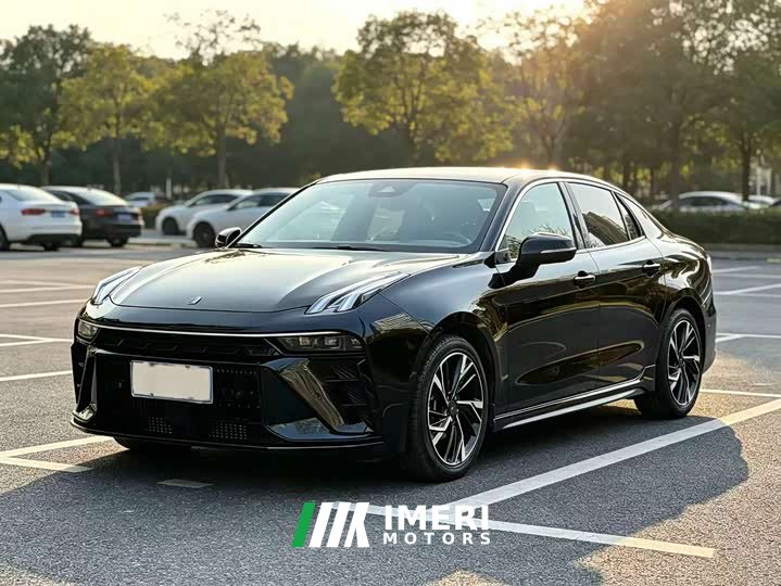 Lynk & Co 03 1.5T DCT Pro