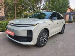 Li Auto L6 Pro - ფოტო 1