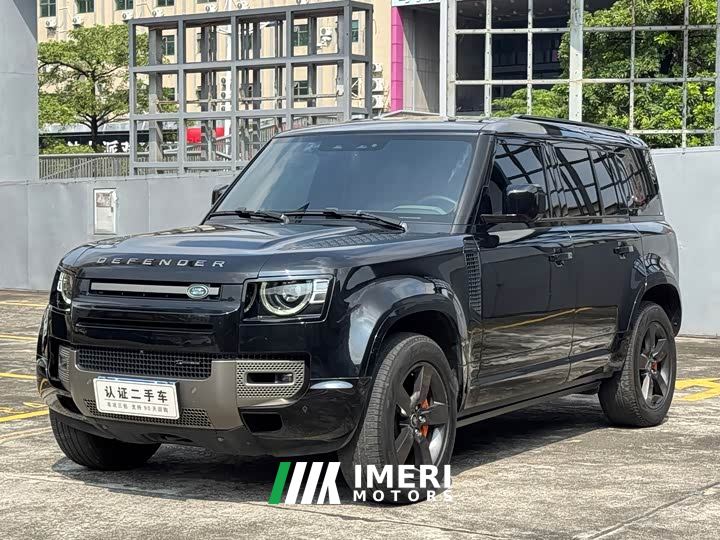 Land Rover Defender 110 3.0T P400 Dark Edition