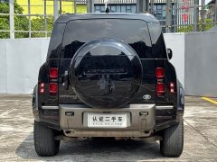 Land Rover Defender 110 3.0T P400 Dark Edition - ფოტო 10