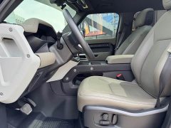Land Rover Defender 110 3.0T P400 Dark Edition - ფოტო 4