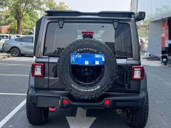 Jeep Wrangler 2.0T Sahara Four-Door - ფოტო 8