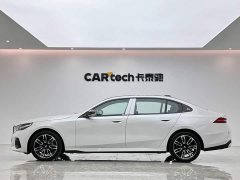 BMW 5 Series 530Li Premier M Sport Package - ფოტო 2