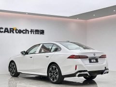 BMW 5 Series 530Li Premier M Sport Package - ფოტო 3