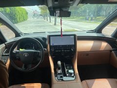 Toyota Alphard Hybrid 2.5L Premium Edition - ფოტო 10