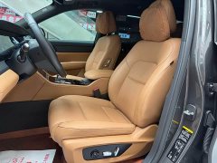 Li Auto ONE Extended Range 6-Seater - ფოტო 18