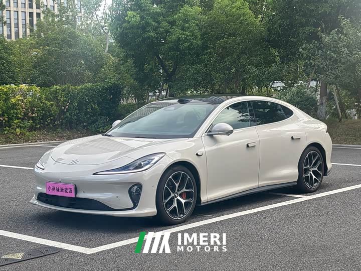 IM Motors Zhiji L6 Ultra - ავტომობილი ჩინეთიდან
