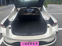 IM Motors Zhiji L6 Ultra - ფოტო 18