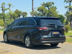 Toyota Sienna 2.5L Hybrid Comfort Edition - ფოტო 16