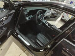 Buick Lacrosse Platinum Avenir Edition - ფოტო 7
