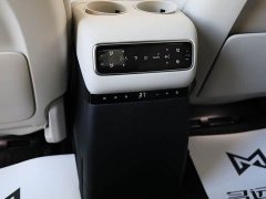 Li Auto L9 2024 Ultra - ფოტო 15
