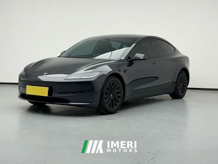 Tesla Model 3 Rear-Wheel Drive