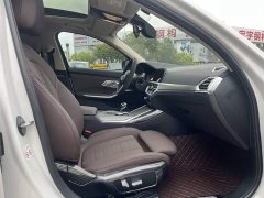 BMW 3 Series Facelift 325Li M Sport Package - ფოტო 10