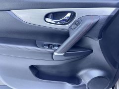 Nissan Qashqai 2.0L CVT XV Premium Luxury - ფოტო 11