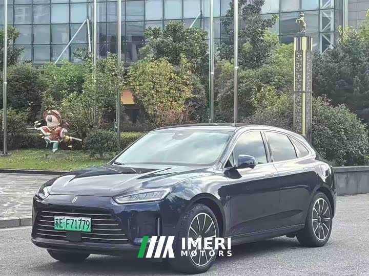 AITO Wenjie M5 Extended Range AWD Ultimate Edition - ავტომობილი ჩინეთიდან