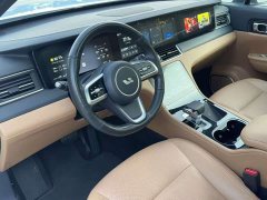 Li Auto ONE Extended Range 6-Seater - ფოტო 4