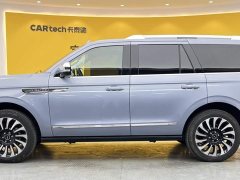 Lincoln Navigator Presidential Edition 3.5T - ფოტო 6
