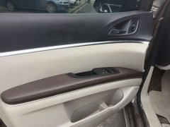 Buick GL8 Land Business Class Smart Edition - ფოტო 7