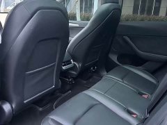 Tesla Model Y Rear-Wheel Drive - ფოტო 6