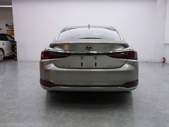 Lexus ES 2022 300h Premium Edition - ფოტო 17