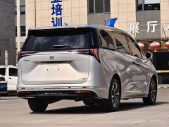 Buick GL8 Luxurious Edition Premium Trim - ფოტო 7
