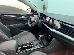 Volkswagen Passat 380TSI Elite - ფოტო 16