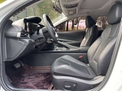 Hyundai Elantra 2022 1.5L CVT Luxury - ფოტო 4