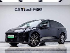 Li Auto i6 Four-Wheel Drive Standard Edition - ფოტო 1