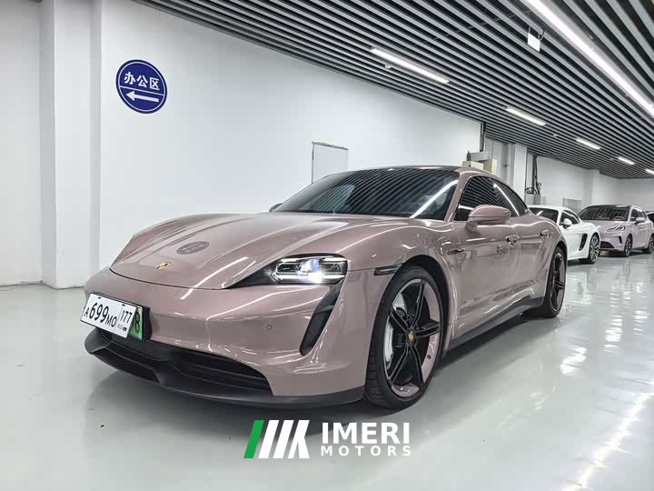 Porsche Taycan