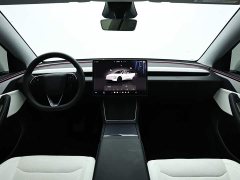 Tesla Model Y Long Range All-Wheel Drive Launch Edition - ფოტო 14