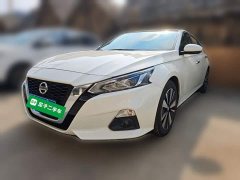 Nissan Teana 2.0L XL Comfort - ფოტო 1