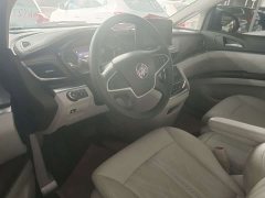 Buick GL8 Land Official Business Class 652T Comfort Edition - ფოტო 4