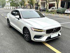 Volvo S60 B4 Smart Luxury Edition - ფოტო 7