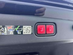 Mercedes-Benz E-Class New Energy 2024 E 350 e L Plug-in Hybrid Sedan - ფოტო 17