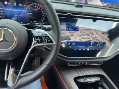 Mercedes-Benz E-Class New Energy 2024 E 350 e L Plug-in Hybrid Sedan - ფოტო 9