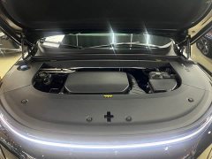 Li Auto L6 Pro Smart Refresh Edition - ფოტო 16