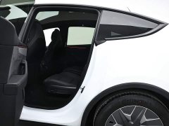 Tesla Model Y L Long Range All-Wheel Drive - ფოტო 12