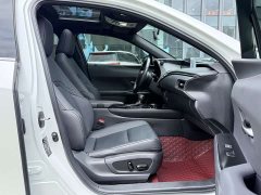 Lexus UX 2020 200 Special Edition - ფოტო 8